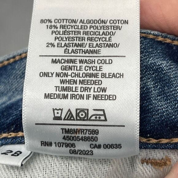 Hudson Blue Nyree Farrah Ultra High Rise Bootcup Crop Demin Jeans Size 28 - Picture 9 of 10